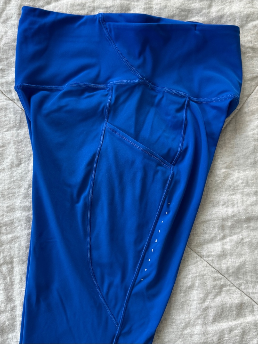 GREAT condition! Fast & Free High Rise Tight 25” - Picture 4 of 6